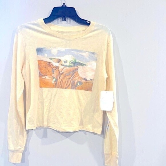 New Star Wars Baby Yoda Photo
The Child Long Sleeve T-shirt Small NWT - Picture 3 of 4